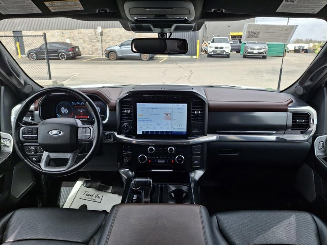 2022 Ford F-150 Lariat | 5.0L V8 | Leather | Heated + Cooled Seats | Remote Start | Tow Pkg and More ! Photo