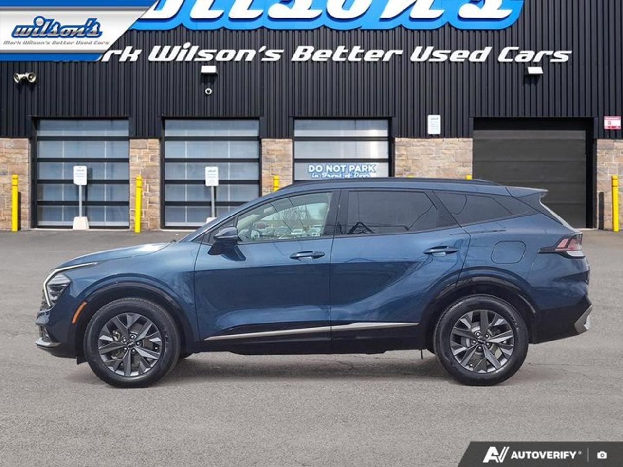 2023 Kia Sportage Hybrid SX AWD | Leather | Sunroof | Nav | 360 Camera | Cooled + Heated Seats | Heated Wheel and Much More ! Photo