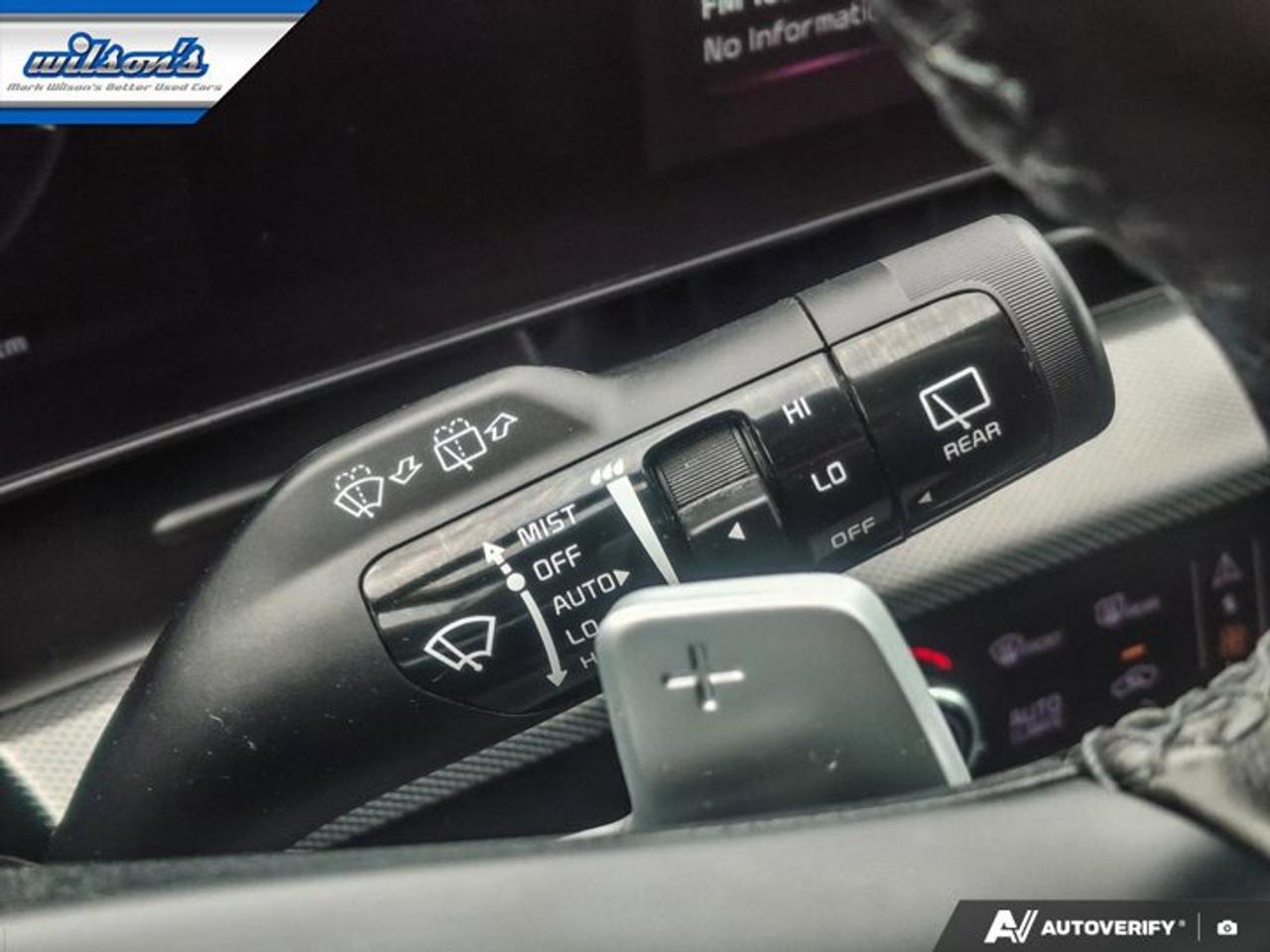 2023 Kia Sportage Hybrid SX AWD | Leather | Sunroof | Nav | 360 Camera | Cooled + Heated Seats | Heated Wheel and Much More ! Photo