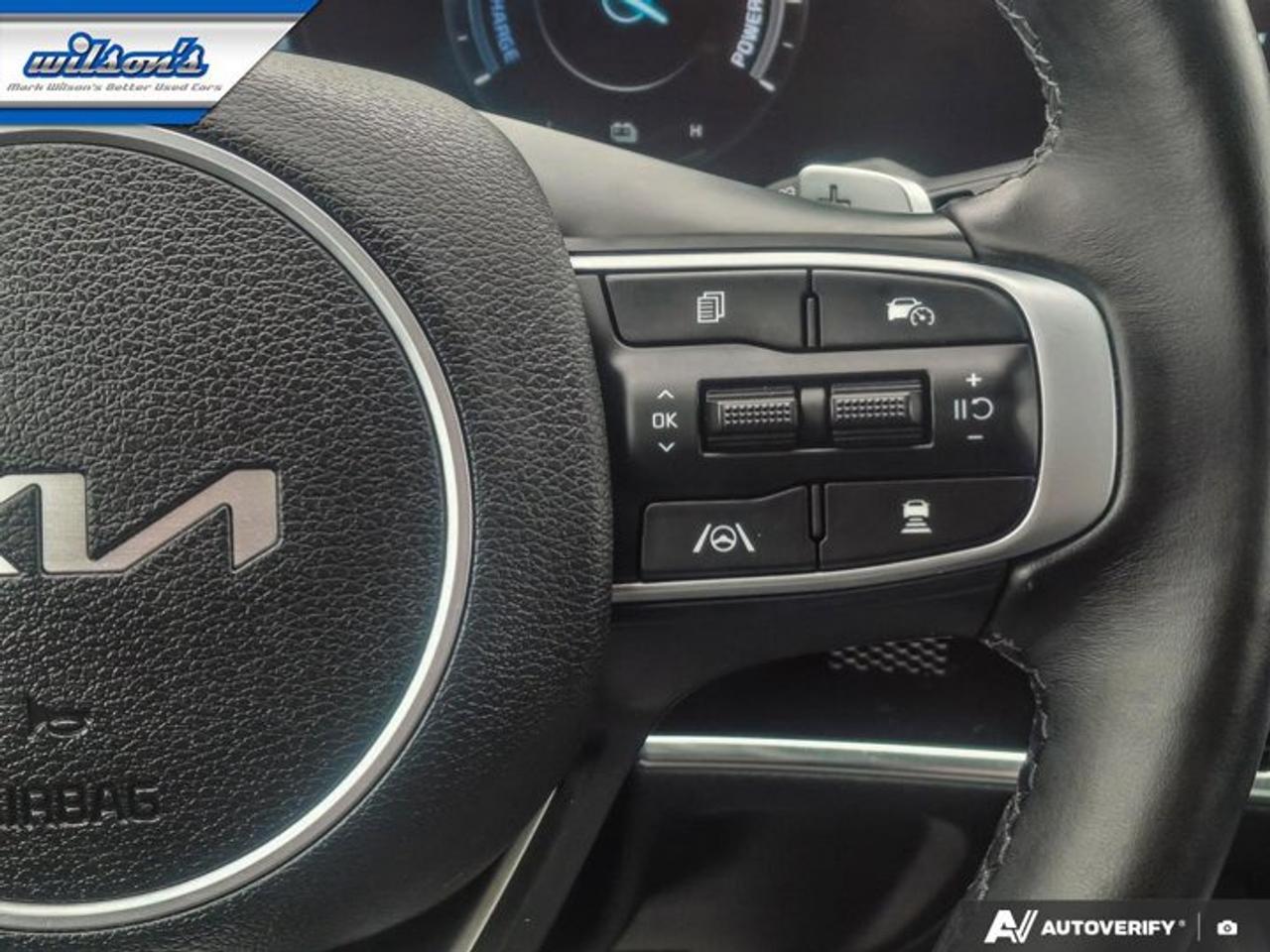 2023 Kia Sportage Hybrid SX AWD | Leather | Sunroof | Nav | 360 Camera | Cooled + Heated Seats | Heated Wheel and Much More ! Photo