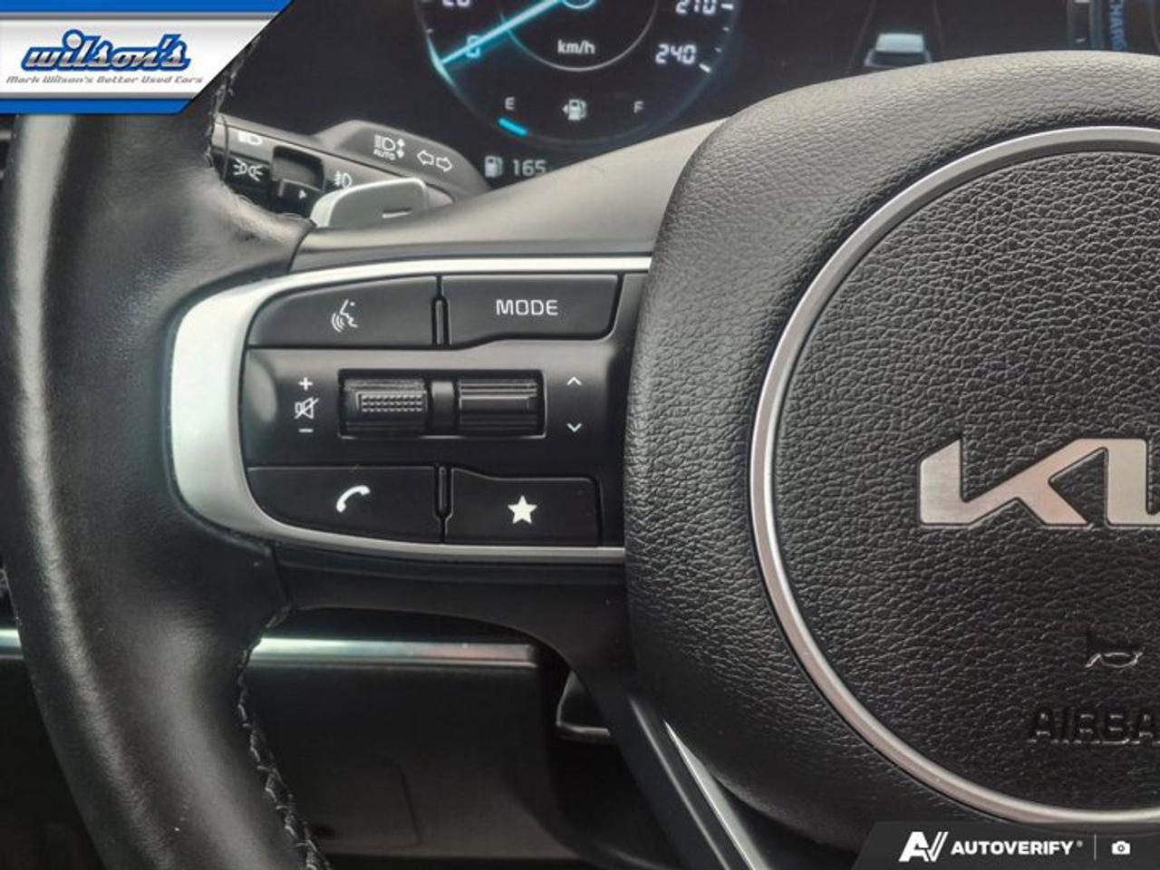 2023 Kia Sportage Hybrid SX AWD | Leather | Sunroof | Nav | 360 Camera | Cooled + Heated Seats | Heated Wheel and Much More ! Photo