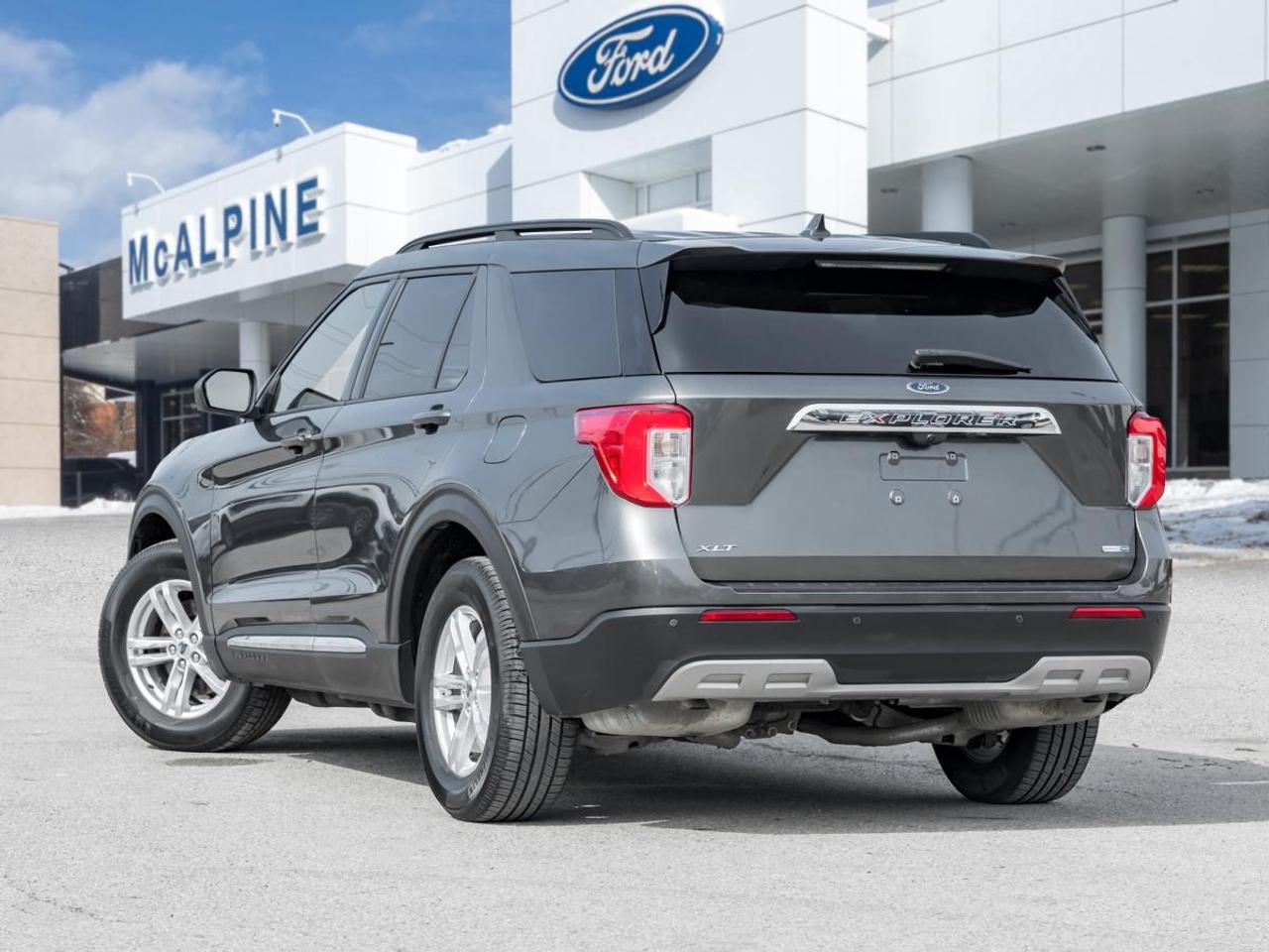 2020 Ford Explorer XLT Photo