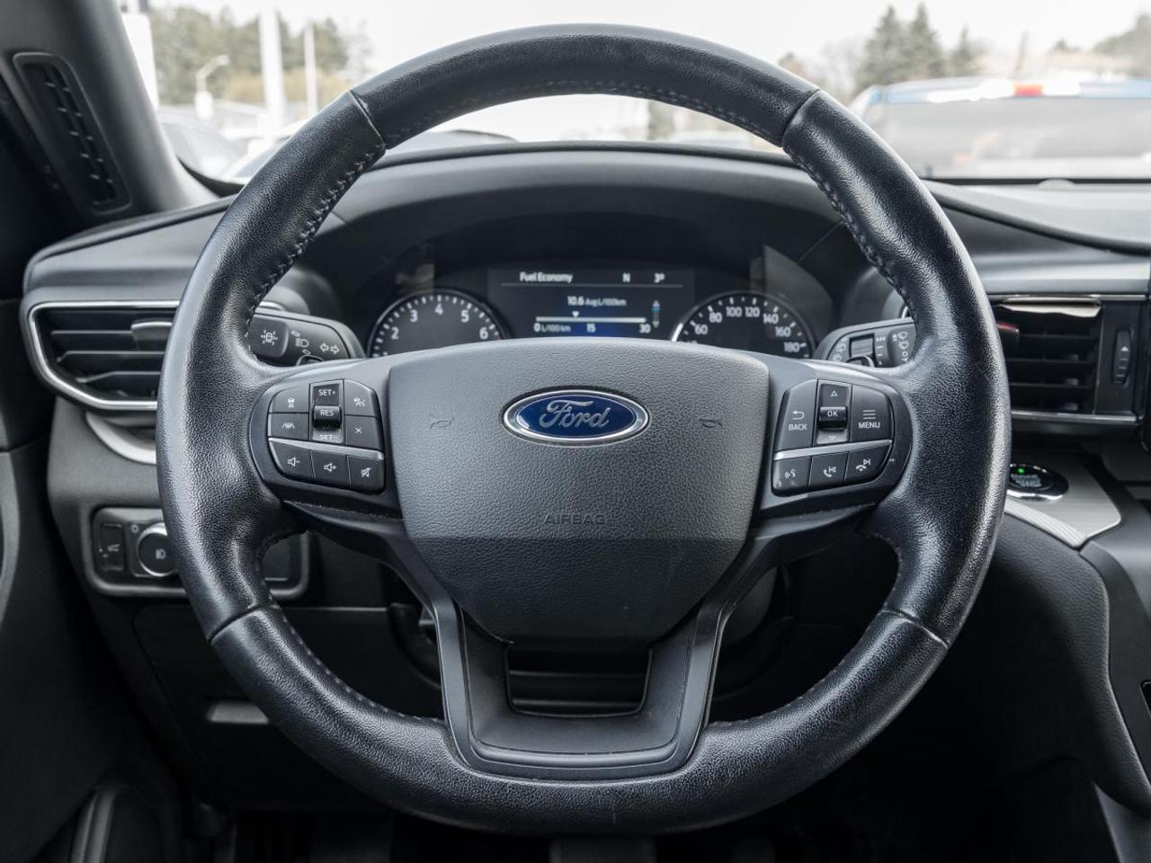 2020 Ford Explorer XLT Photo