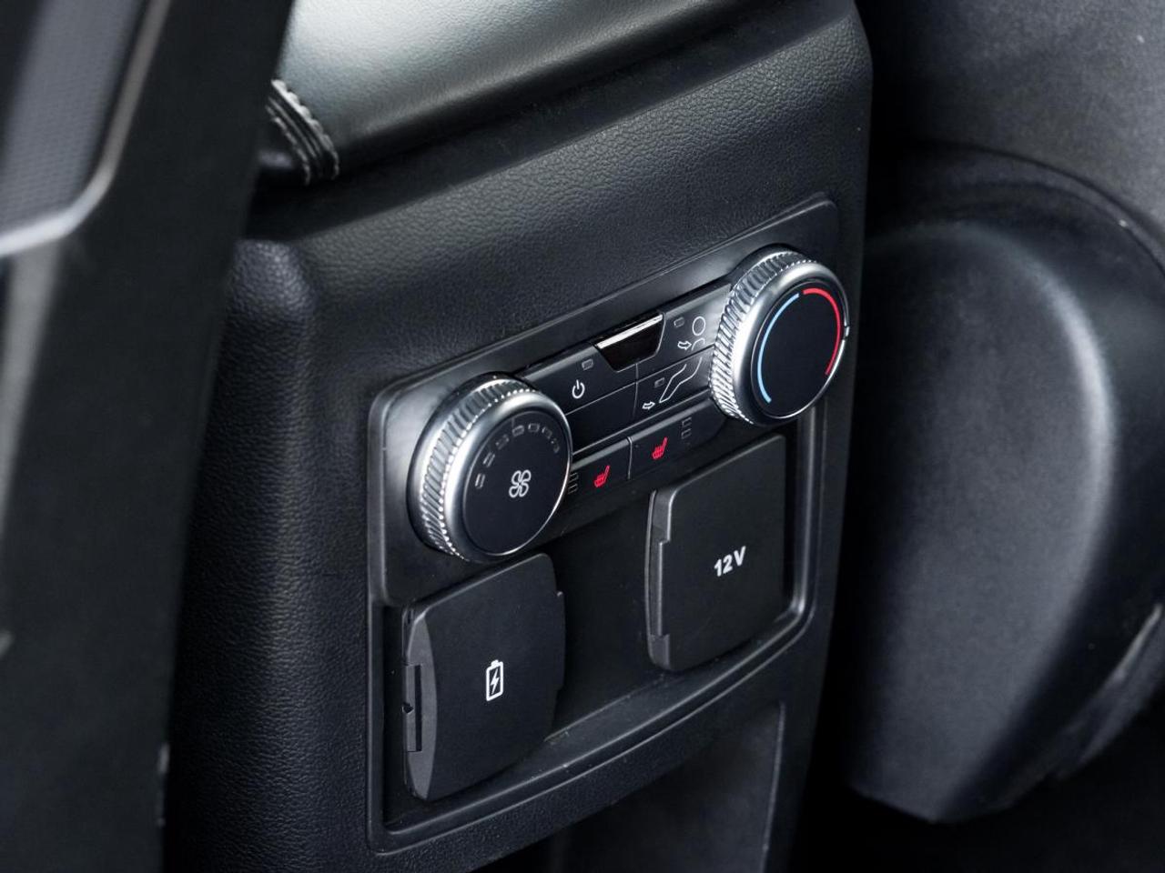 2020 Ford Explorer XLT Photo