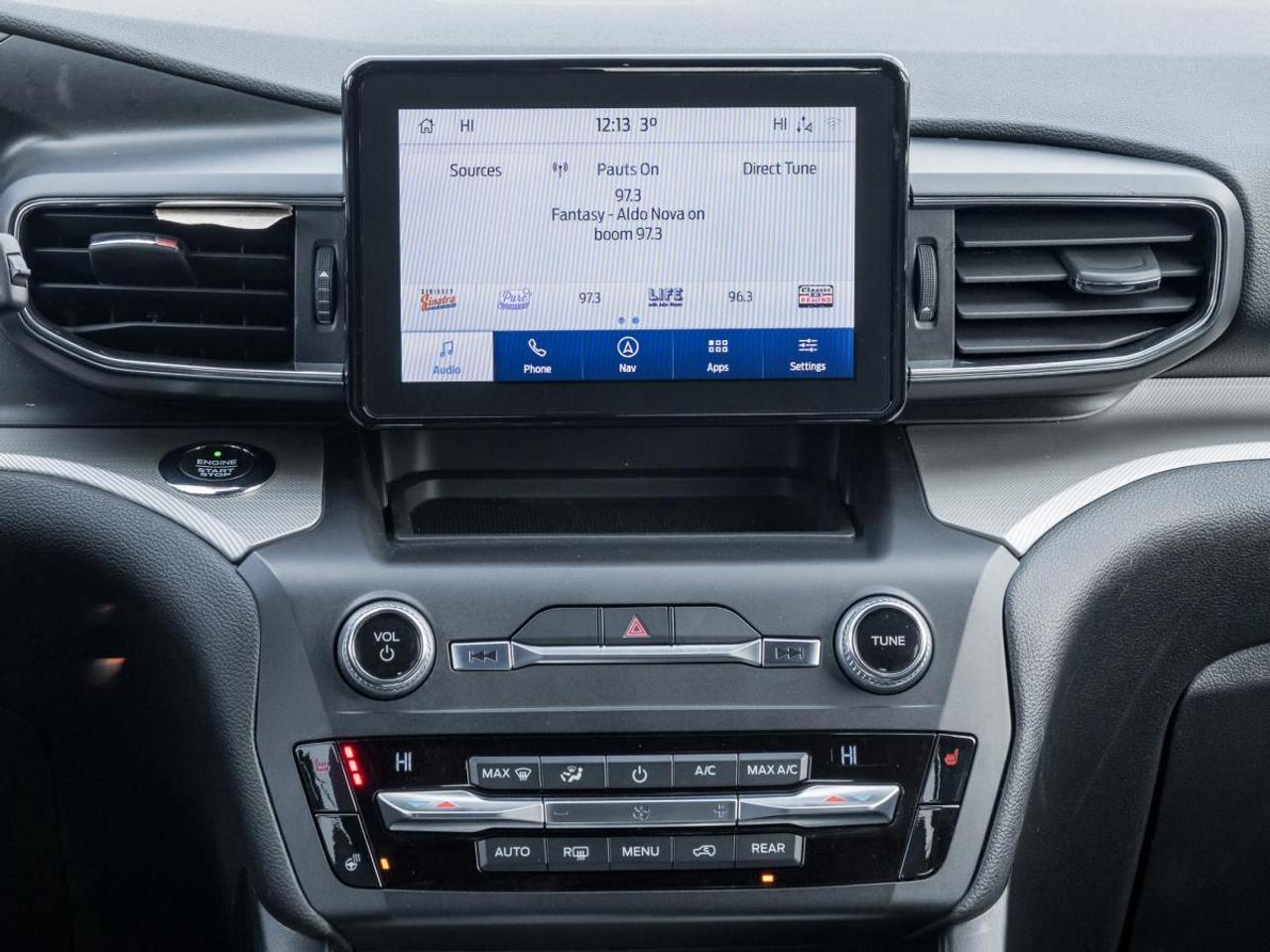 2020 Ford Explorer XLT Photo