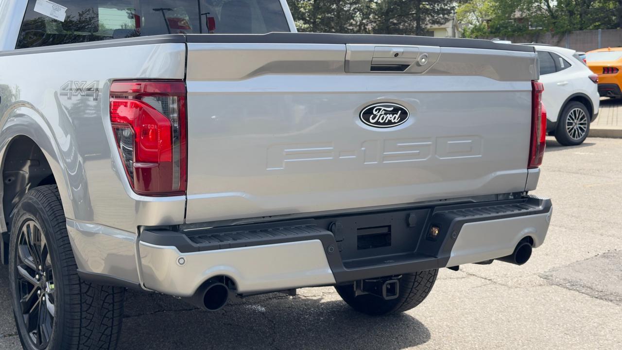2026 Ford F-150 XLT Photo4