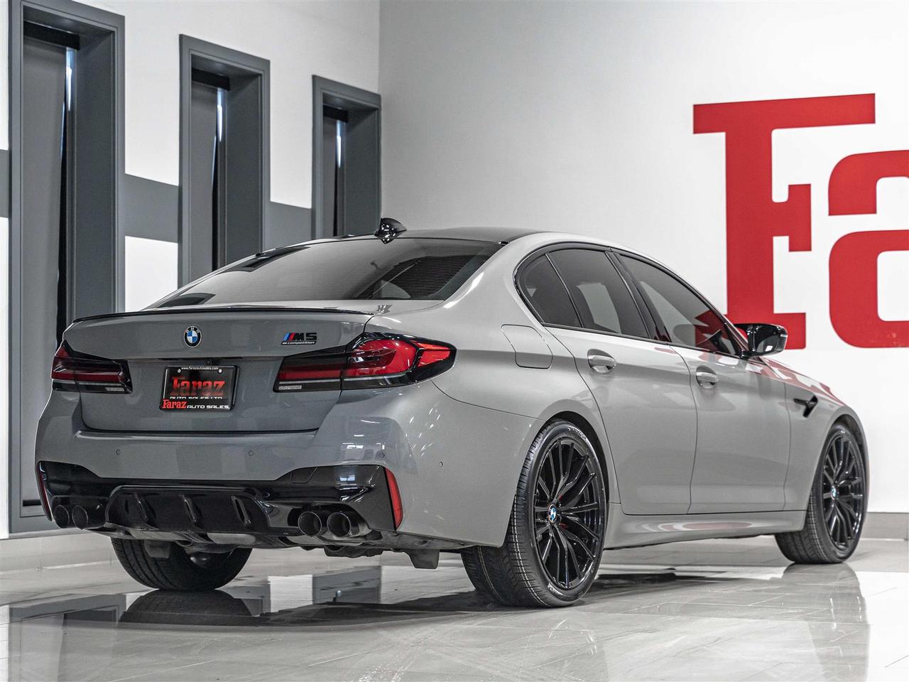 2023 BMW M5 COMPETITION|CARBON ROOF|PARKING ASSISTANCE PLUS|LOADED Photo