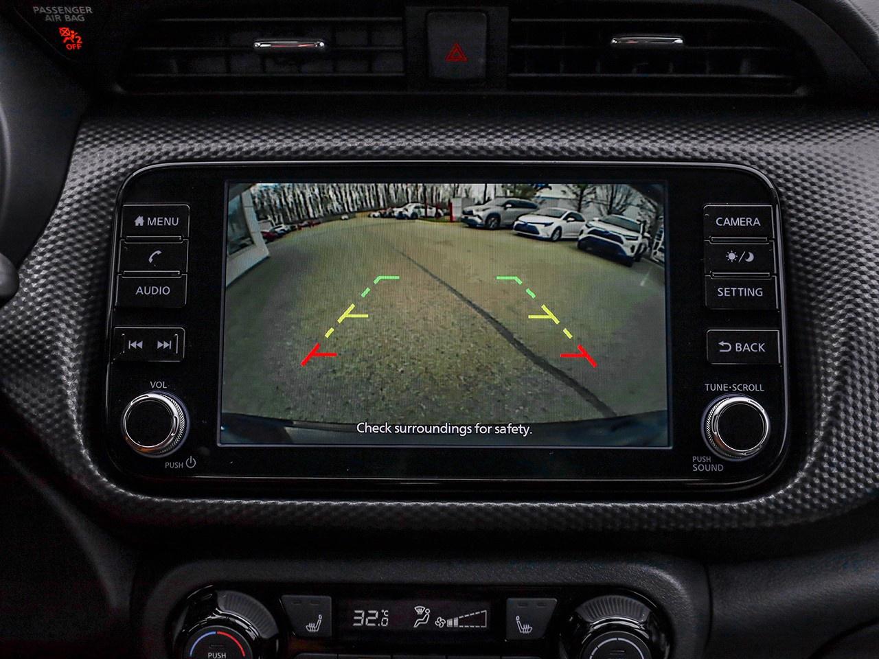 2025 Nissan Kicks Play SV Photo