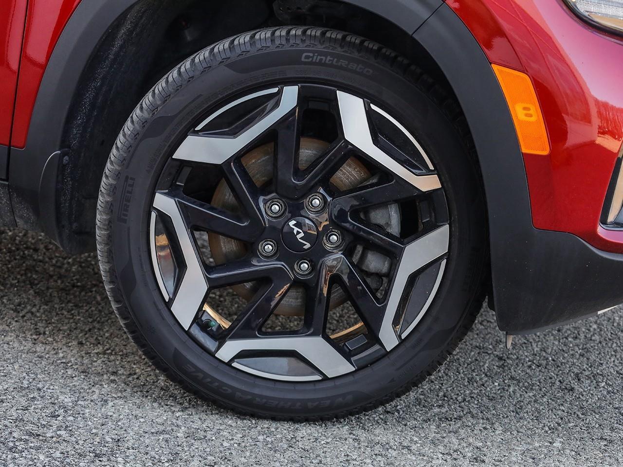 2024 Kia Seltos SX w/Black Interior AWD-BOSE PREMIUM AUDIO-LEATHER HEATED SEATS-HEATED STEERING WHEEL- Photo