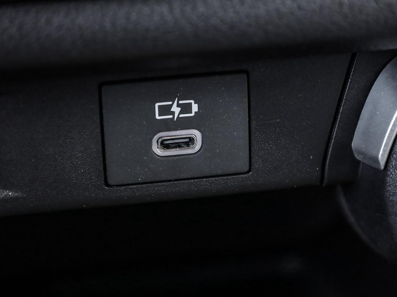 2026 Toyota Grand Highlander Hybrid XLE Photo