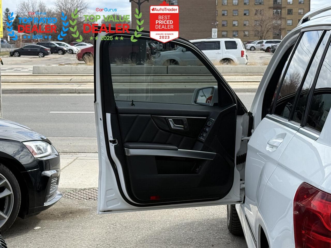 2015 Mercedes-Benz GLK-Class 250 | PREMIUM | PANO | BACK UP CAMERA Photo