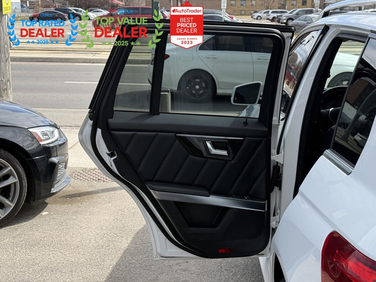 2015 Mercedes-Benz GLK-Class 250 | PREMIUM | PANO | BACK UP CAMERA Photo