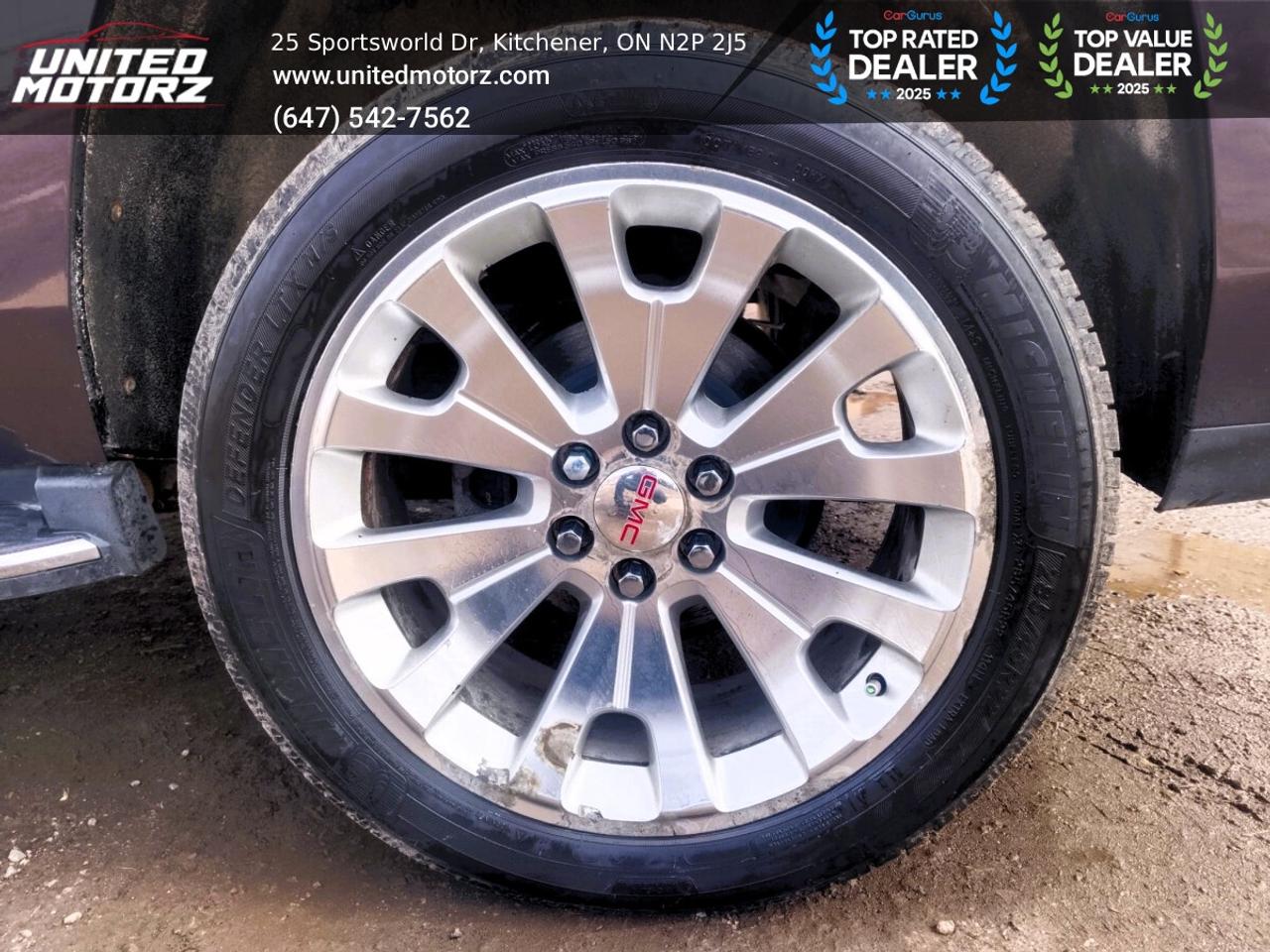 2015 GMC Yukon SLT 5.3L V8~SAFETY CERTIFIED~NO ACCIDENTS~ Photo