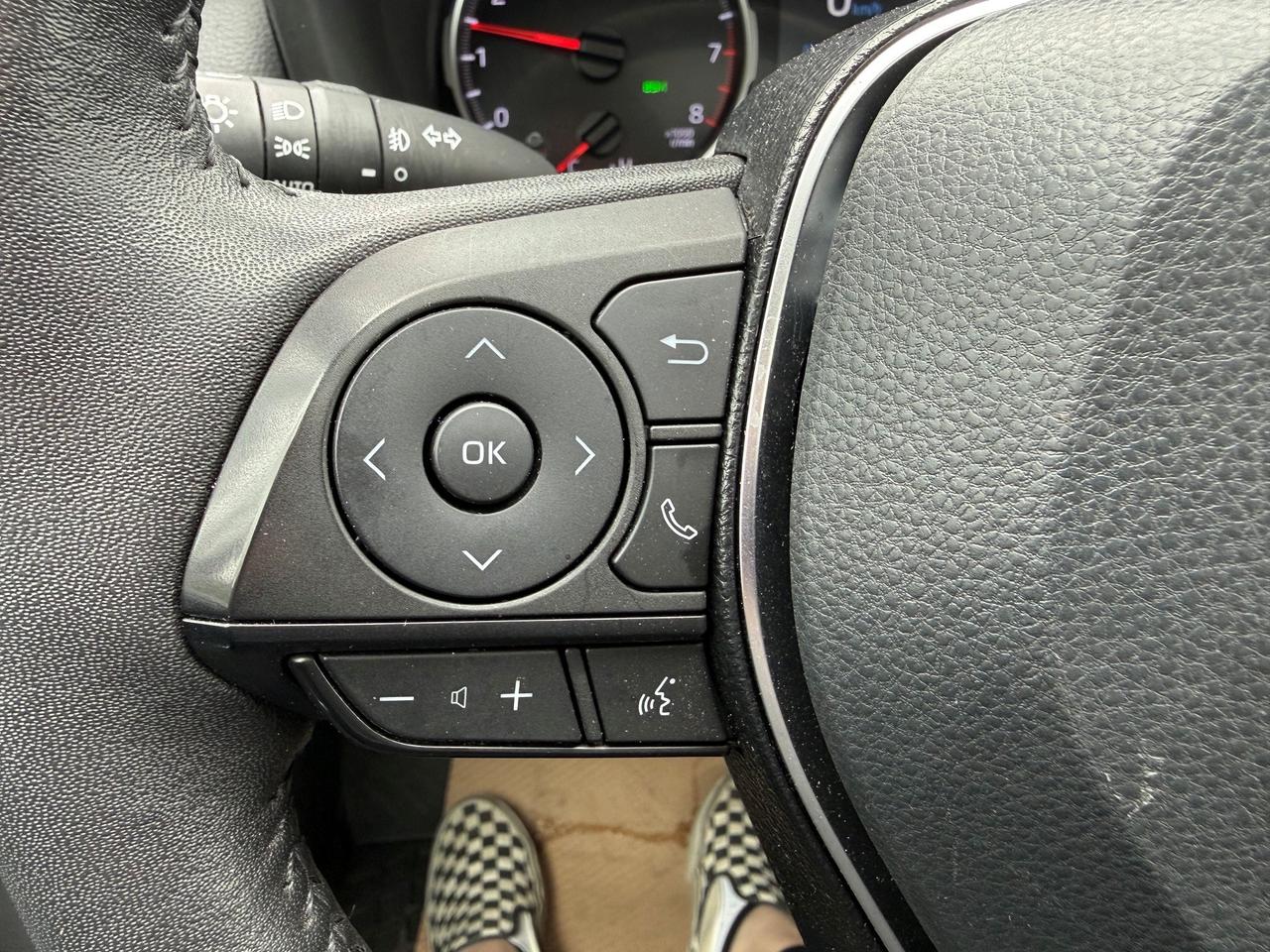 2022 Toyota RAV4 XLE Premium Photo