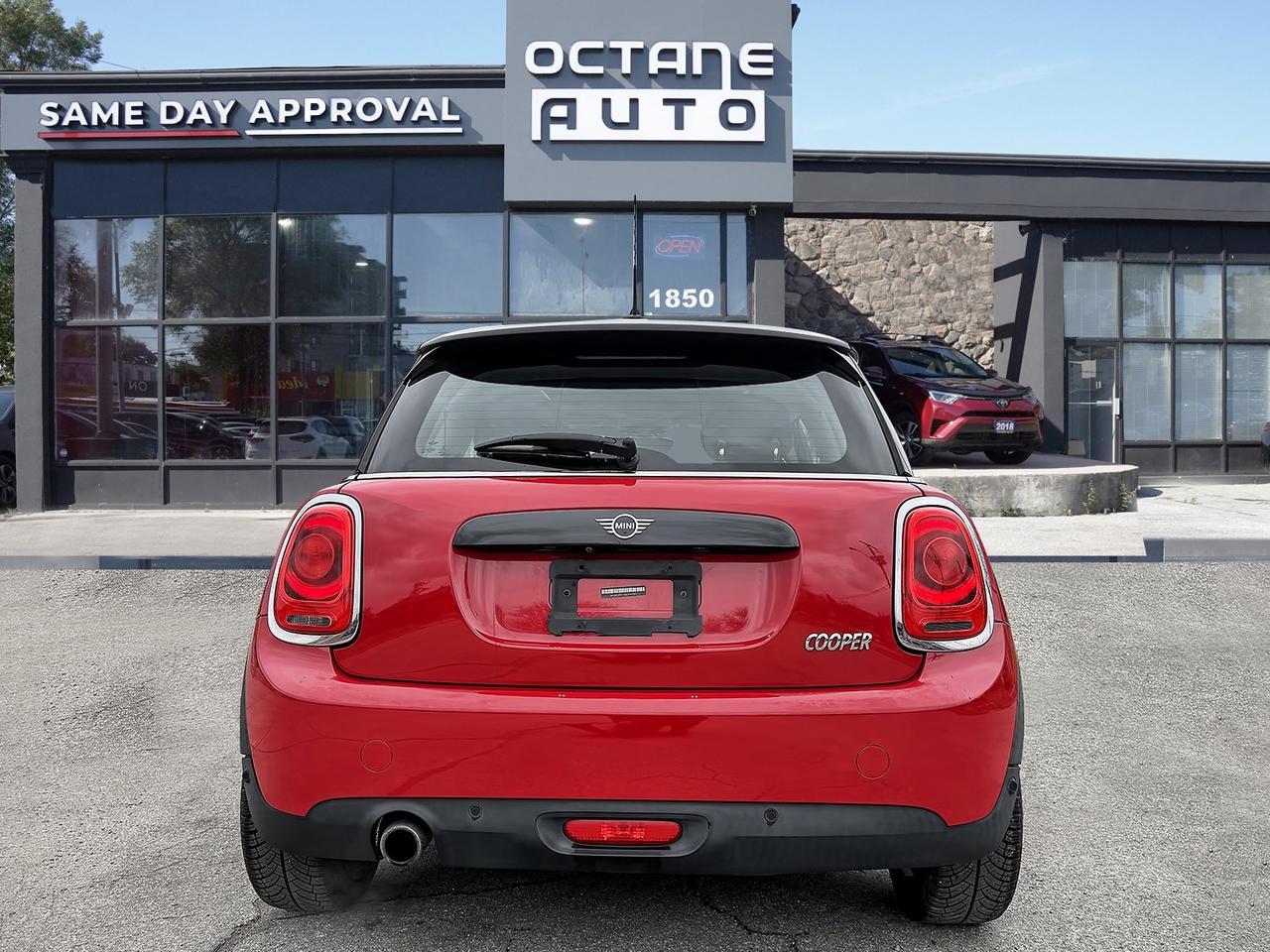 2019 MINI Cooper 3-Door Photo