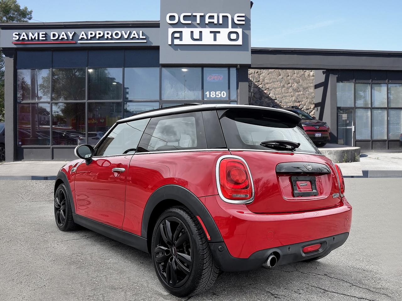 2019 MINI Cooper 3-Door Photo