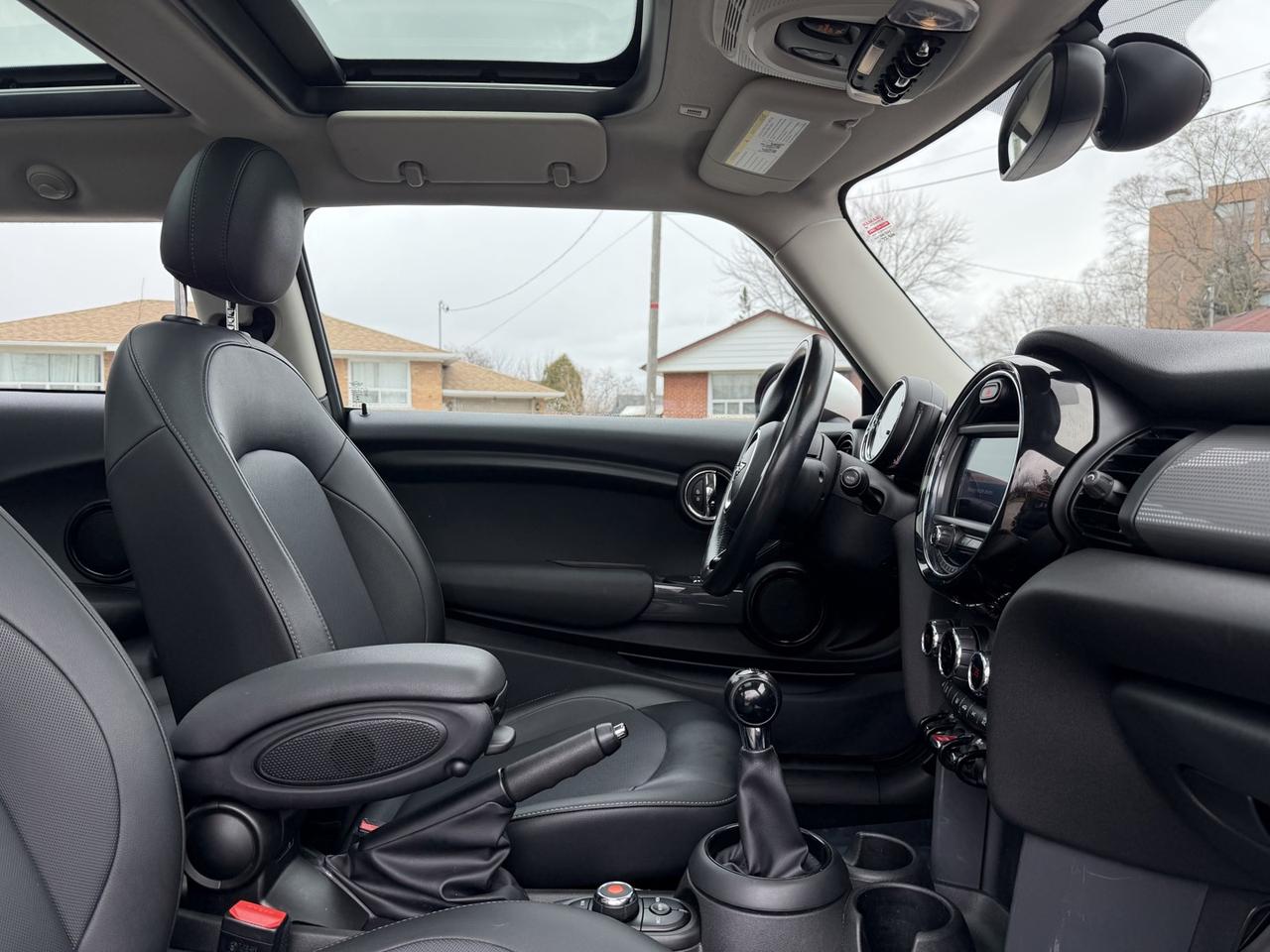 2019 MINI Cooper 3-Door Photo