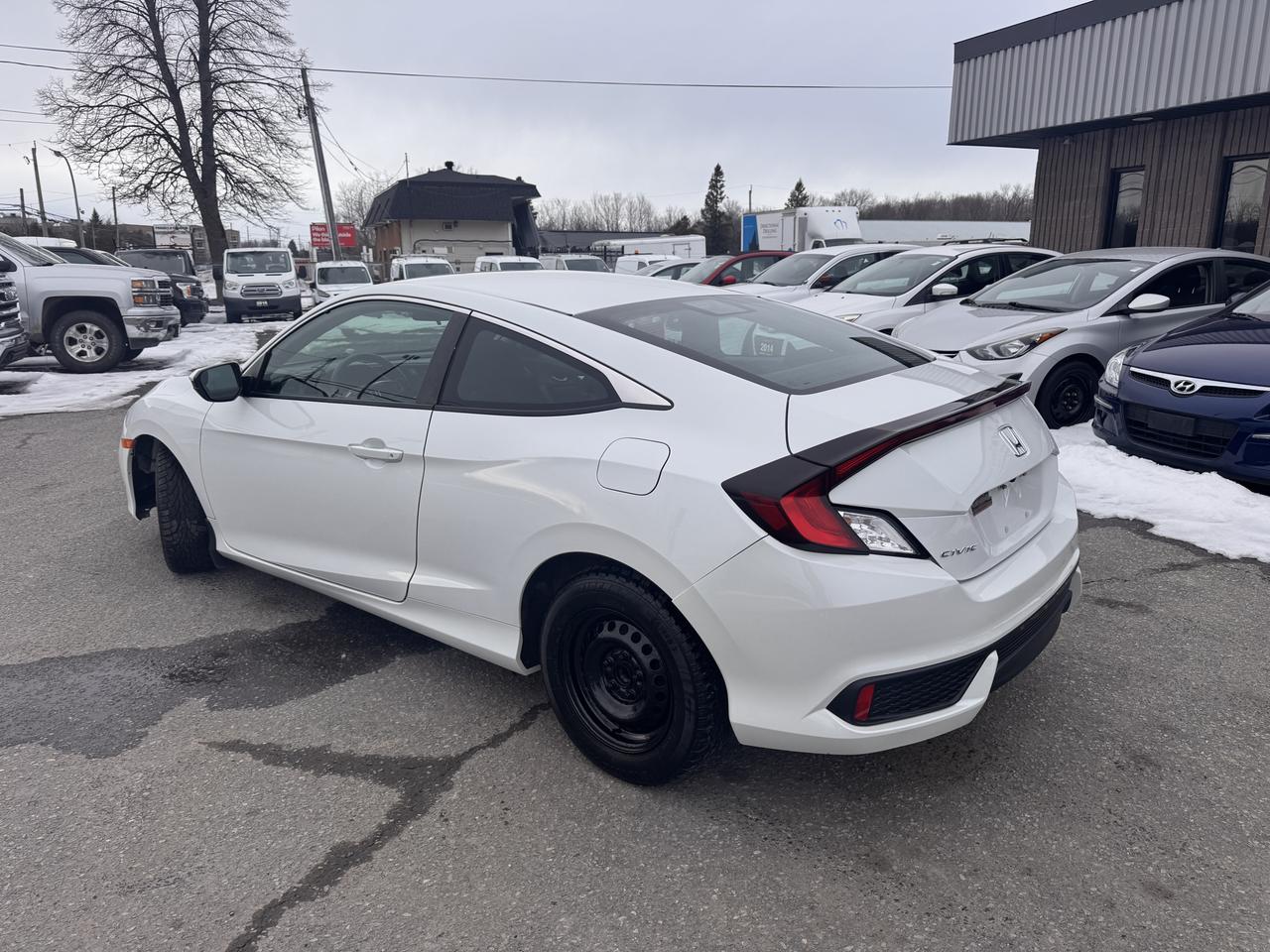 2020 Honda Civic LX Photo