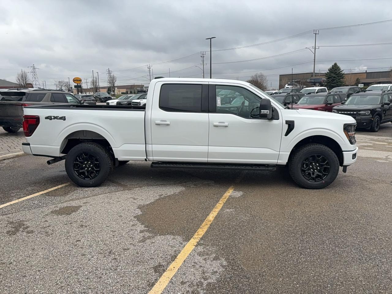 2026 Ford F-150 XLT, TOW/HAUL PKG, BLACK PKG, SPRAY-IN BED Photo3