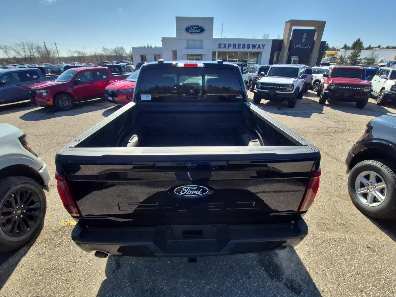 2026 Ford F-150 LARIAT, BLACK PKG, PANO ROOF, 360 DEGREE CAMERA Photo