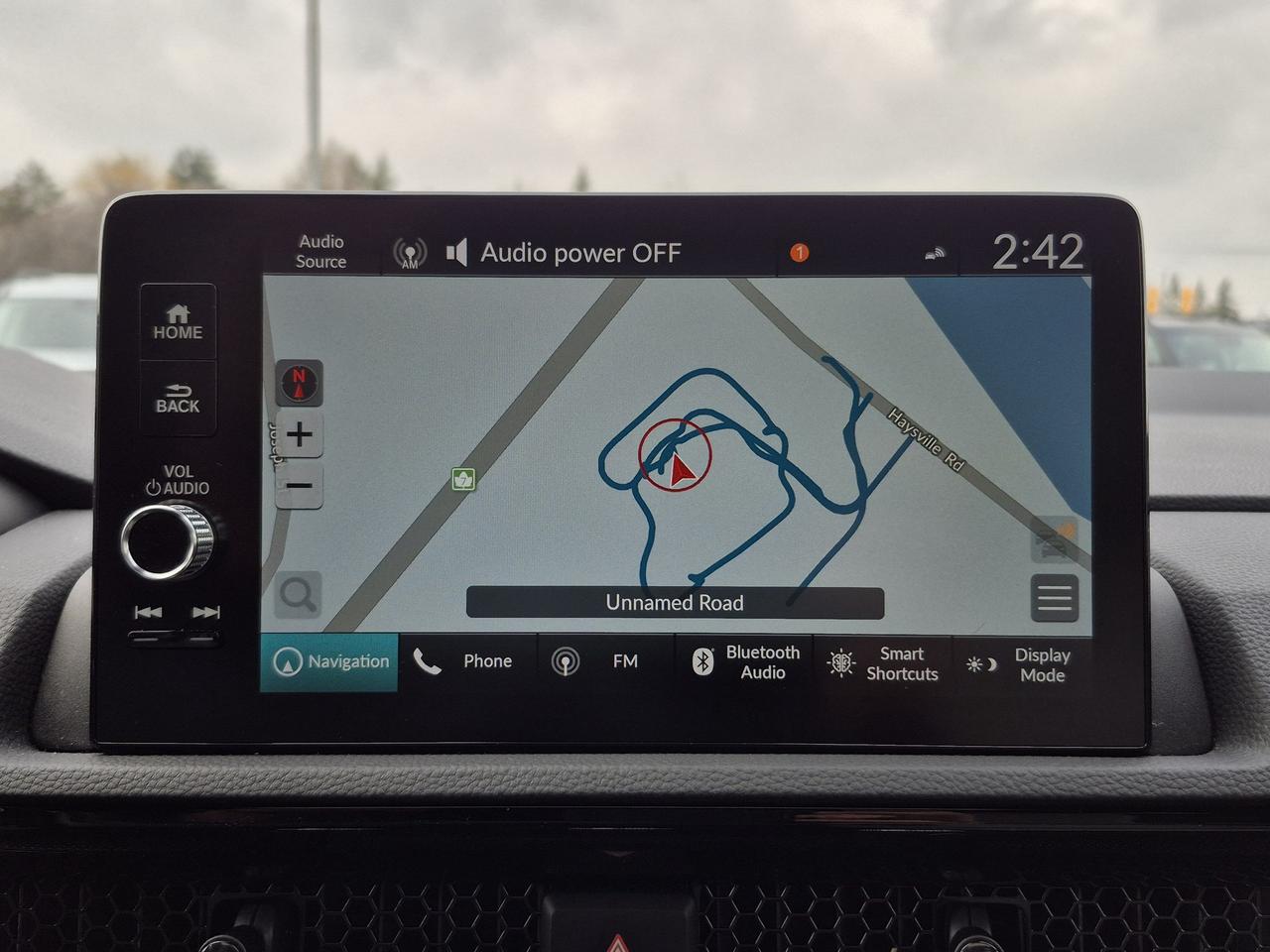 2024 Honda CR-V TOURING, HYBRID, AWD, LEATHER, LOCAL TRADE! Photo