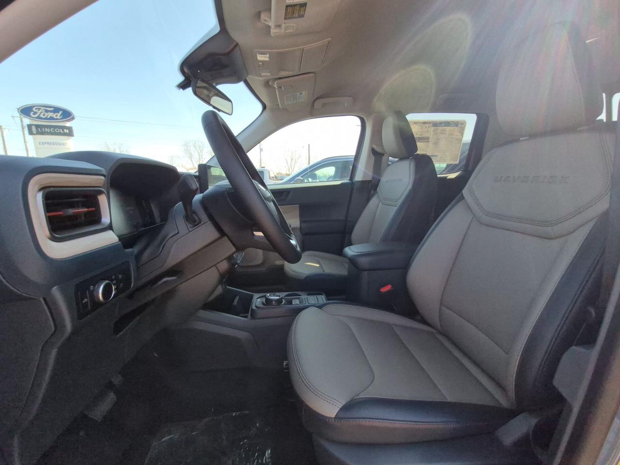2026 Ford Maverick LARIAT, 360 CAMERA, ADAPTIVE CRUISE, B&O AUDIO Photo