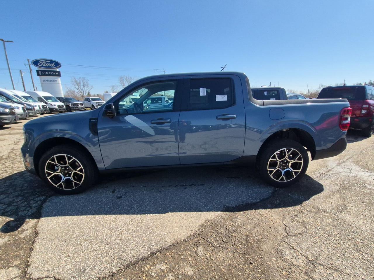 2026 Ford Maverick LARIAT, 360 CAMERA, ADAPTIVE CRUISE, B&O AUDIO Photo