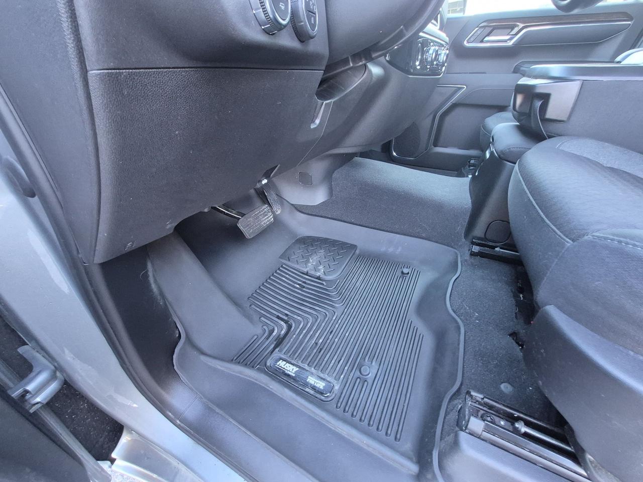 2023 Chevrolet Silverado ELEVATION! LOCAL TRADE! LIKE NEW! 20" RIMS! Photo