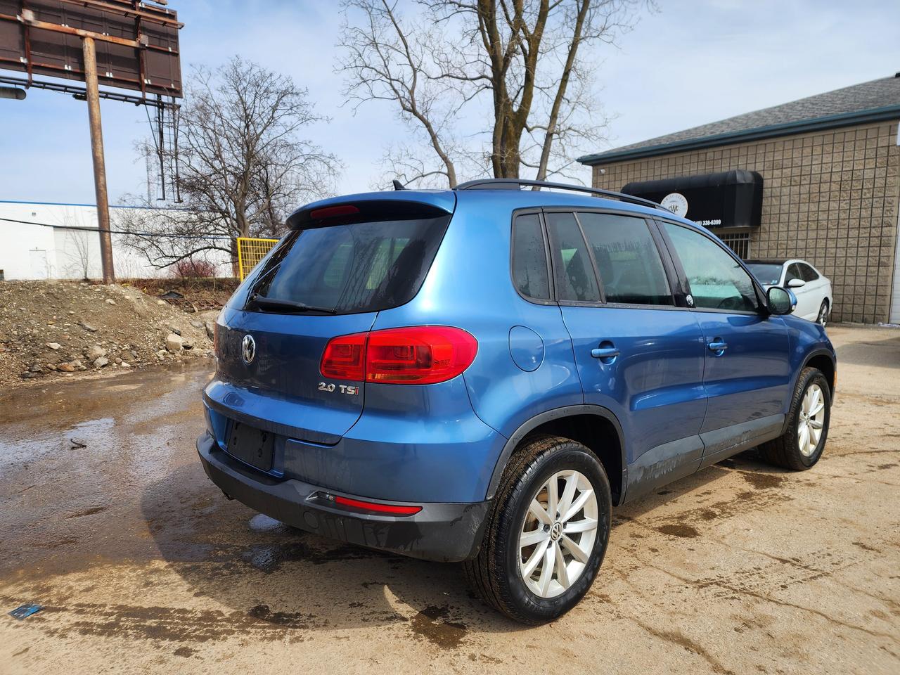 2017 Volkswagen Tiguan Wolfsburg l 75k KM | Clean & Well Maintained 🔥 Photo