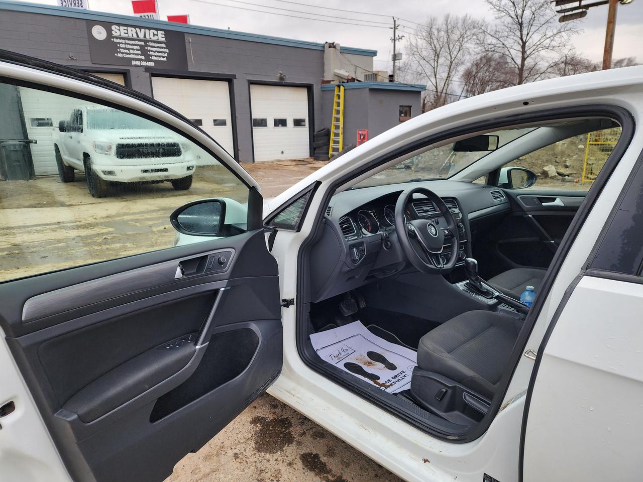 2021 Volkswagen Golf COMFORTLINE | Clean | Heated Seats | Great Value🔥 Photo