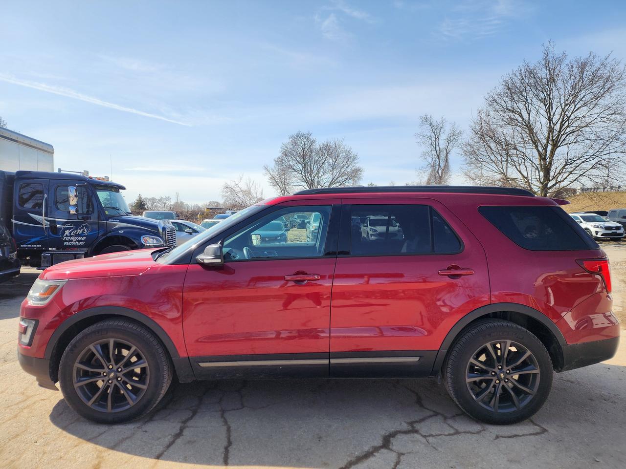2017 Ford Explorer XLT l Mint | 7 Passenger l Family SUV l 🔥 Photo