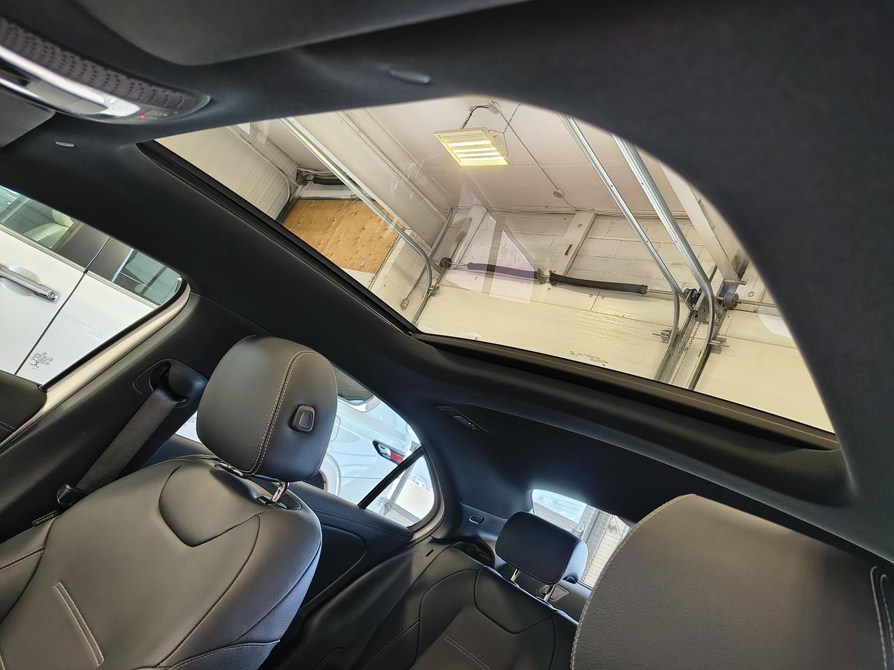 2021 Mercedes-Benz A-Class AMG A 35 Photo0