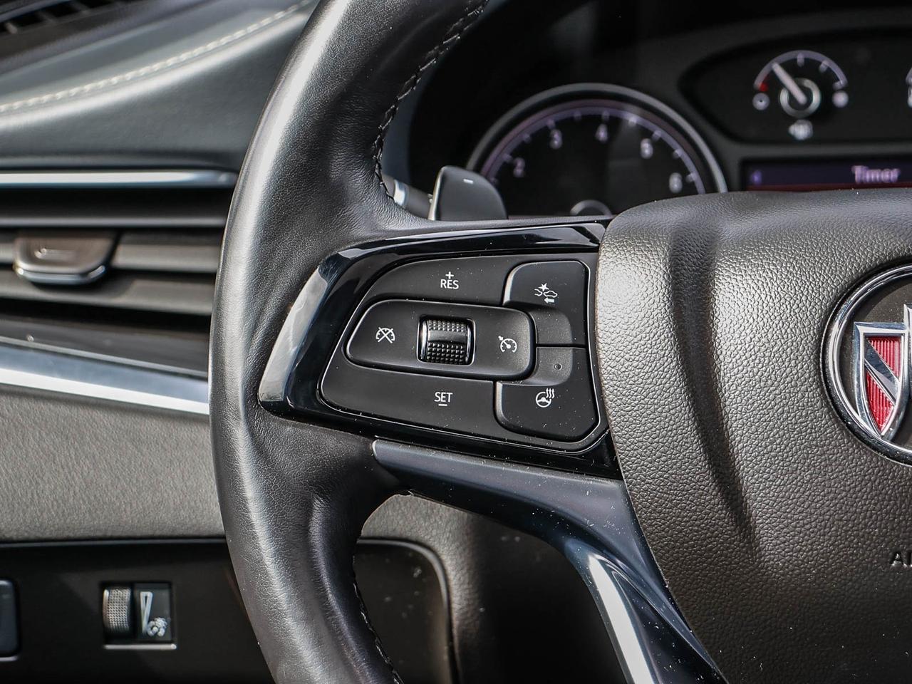 2022 Buick Enclave Essence Photo