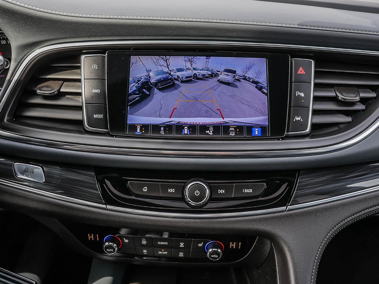 2022 Buick Enclave Essence Photo