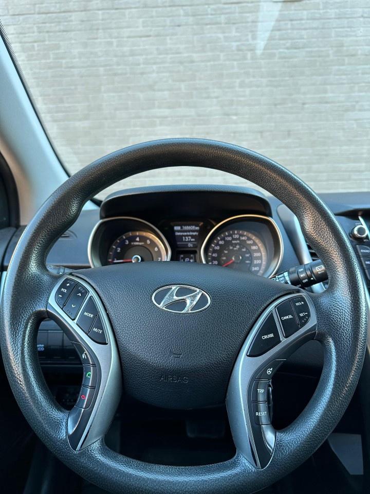2013 Hyundai Elantra GT 5dr HB Auto GL *Ltd Avail* Photo