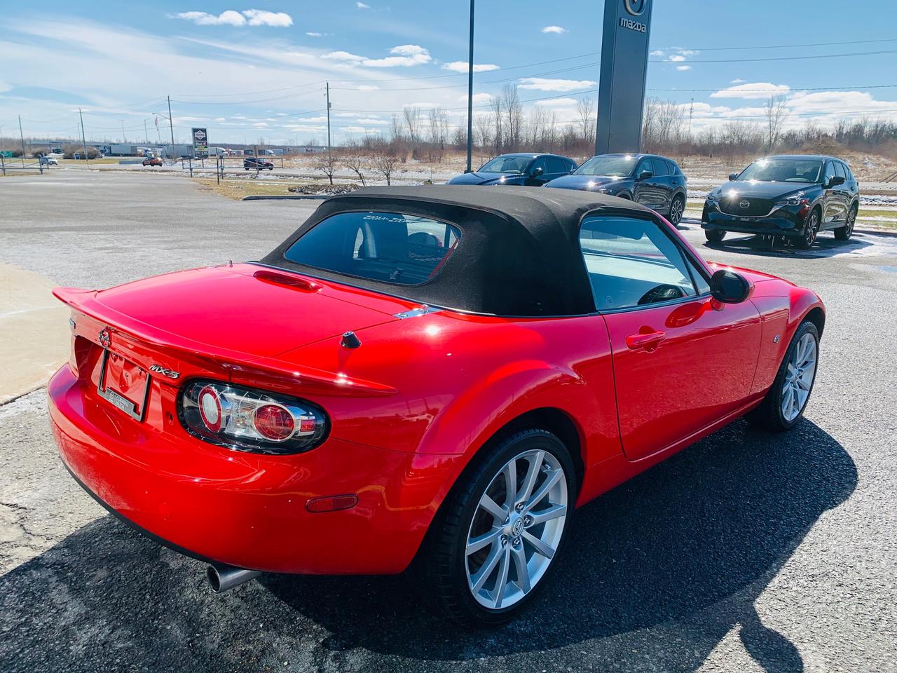 2006 Mazda MX-5 GT (M6) 2dr Convertible Photo