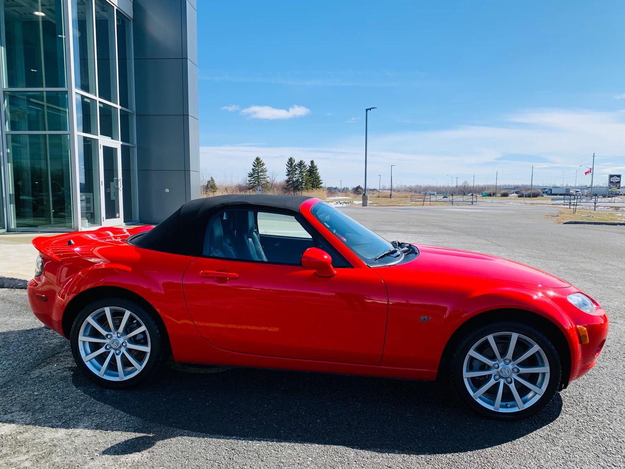 2006 Mazda MX-5 GT (M6) 2dr Convertible Photo