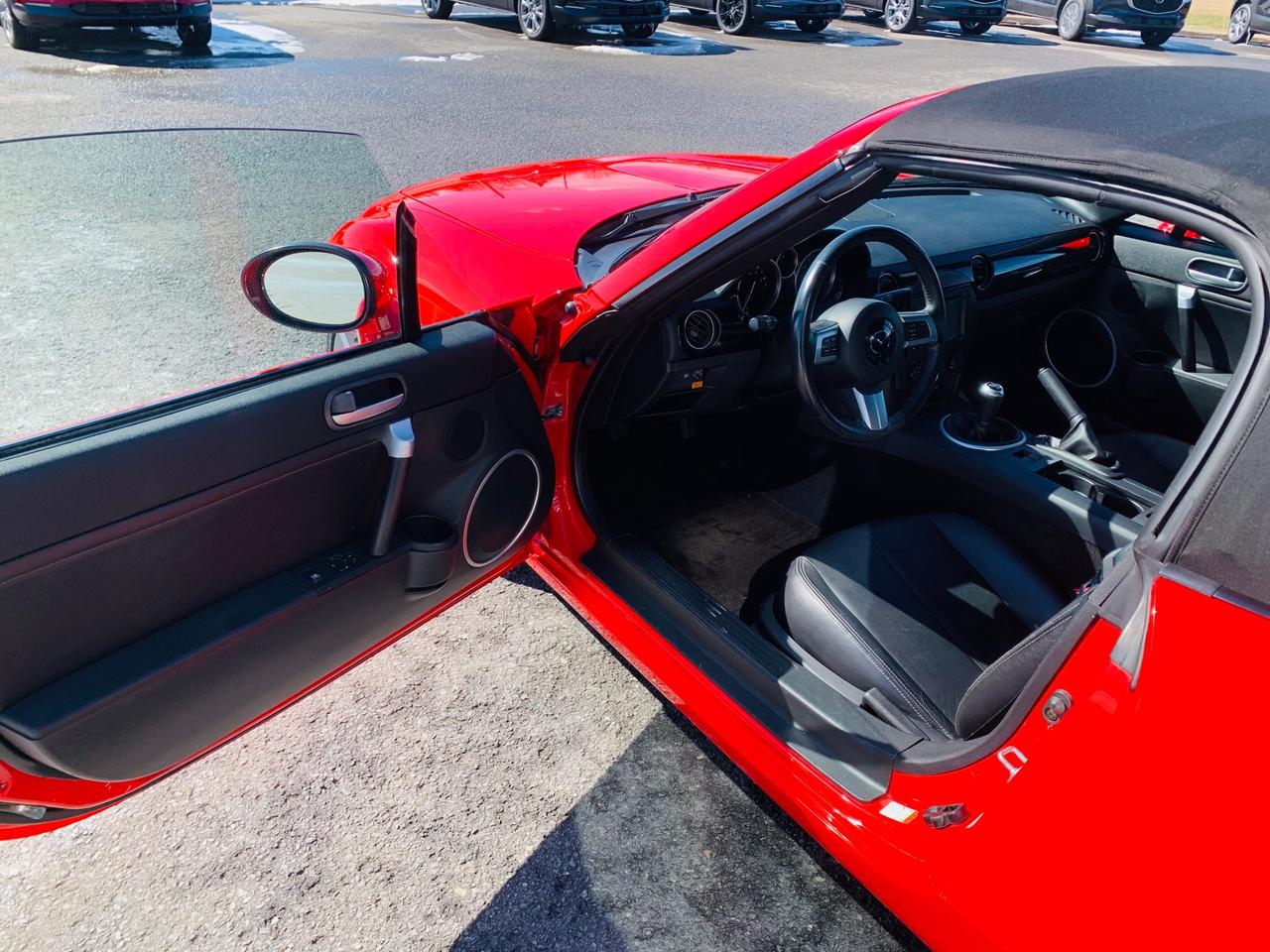 2006 Mazda MX-5 GT (M6) 2dr Convertible Photo