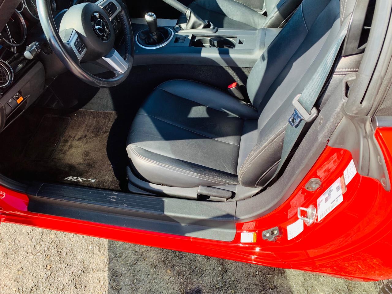 2006 Mazda MX-5 GT (M6) 2dr Convertible Photo