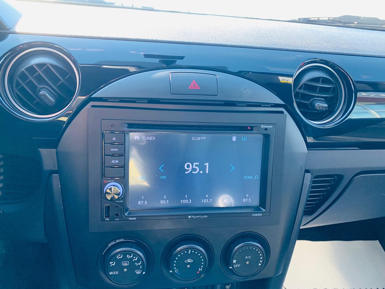 2006 Mazda MX-5 GT (M6) 2dr Convertible Photo