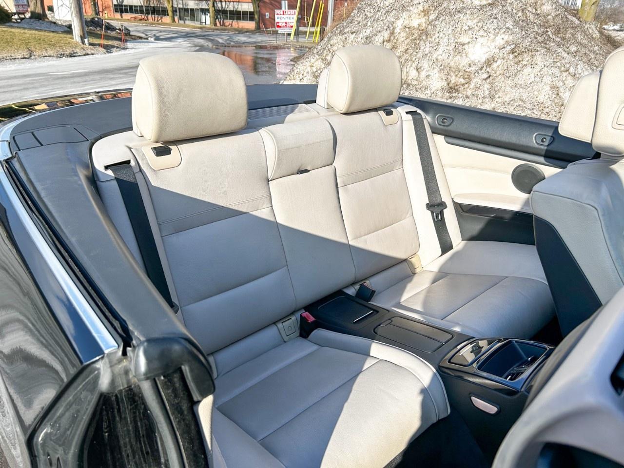 2013 BMW 3 Series 2dr Cabriolet 328i RWD Photo