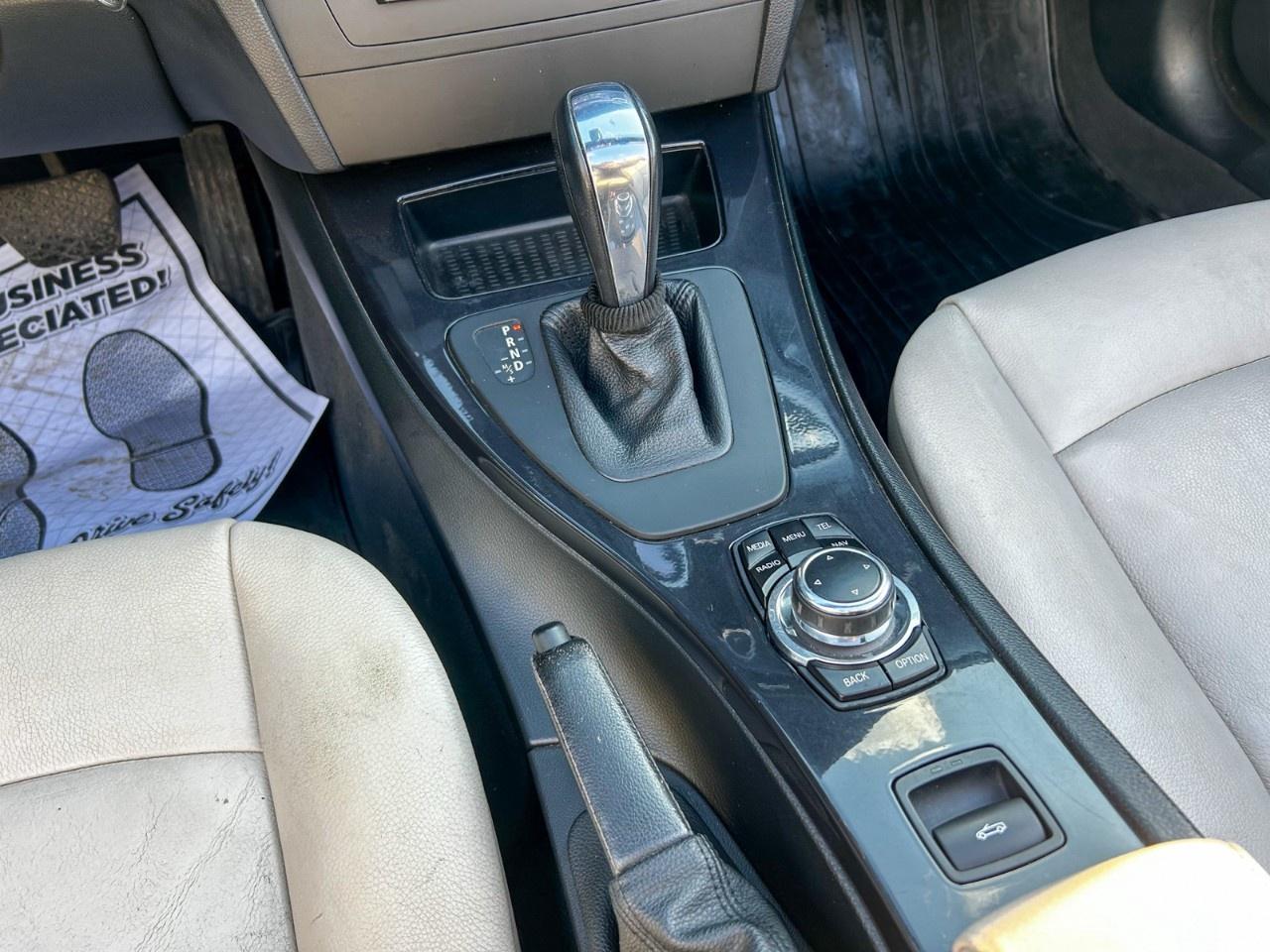 2013 BMW 3 Series 2dr Cabriolet 328i RWD Photo