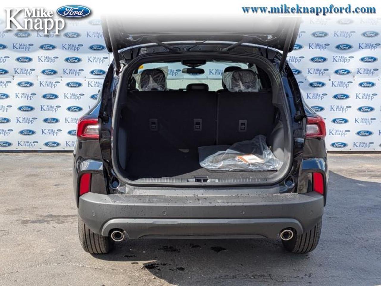 2025 Ford Escape ST-Line Photo