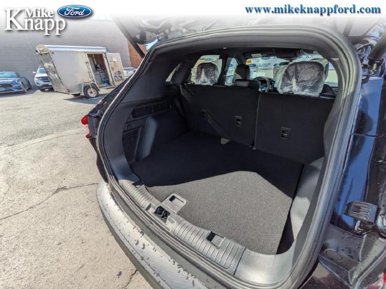 2025 Ford Escape ST-Line Photo