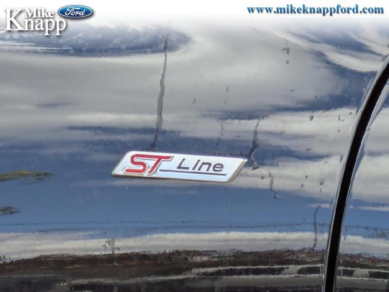 2025 Ford Escape ST-Line Photo