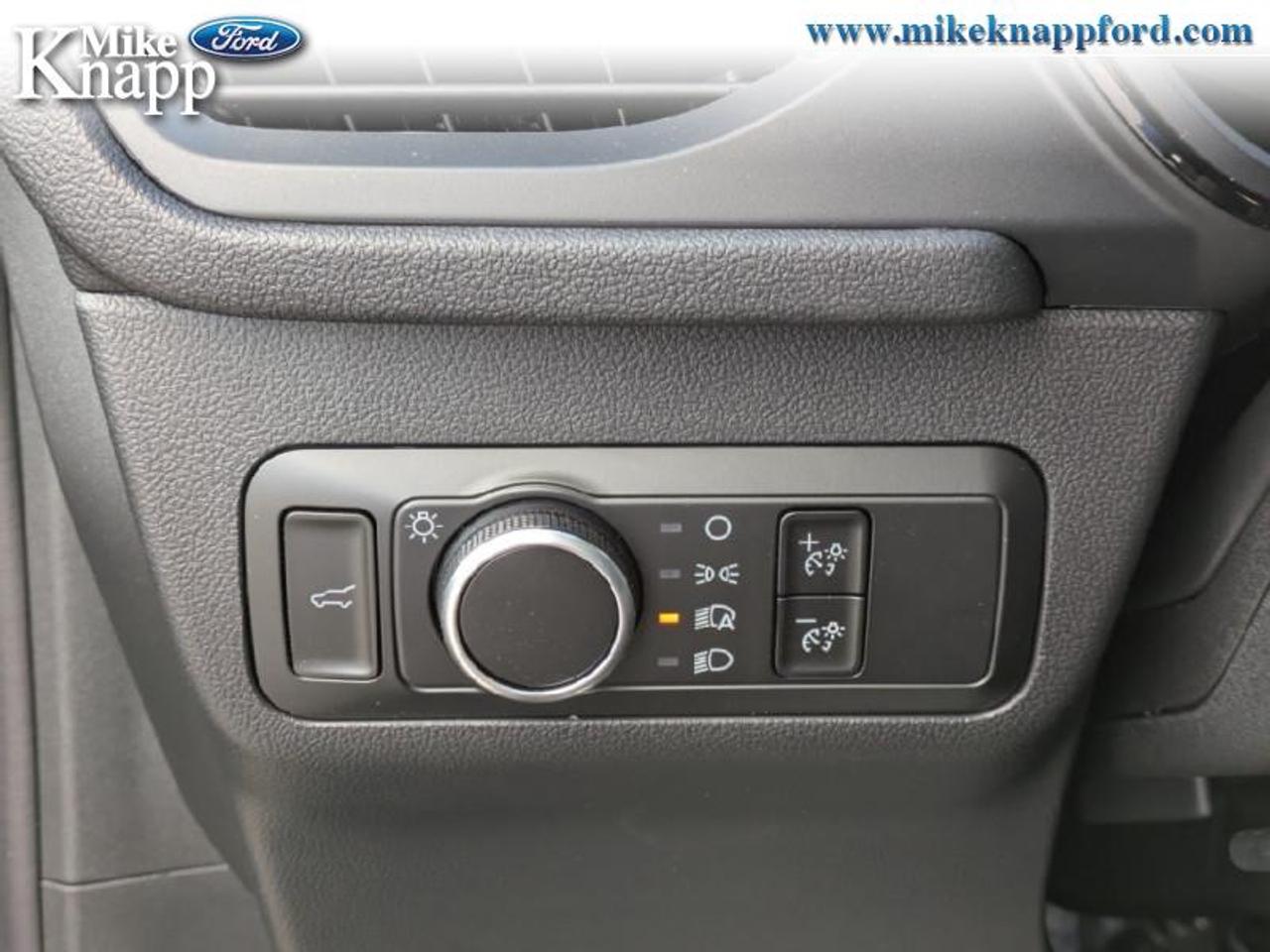 2025 Ford Escape ST-Line Photo