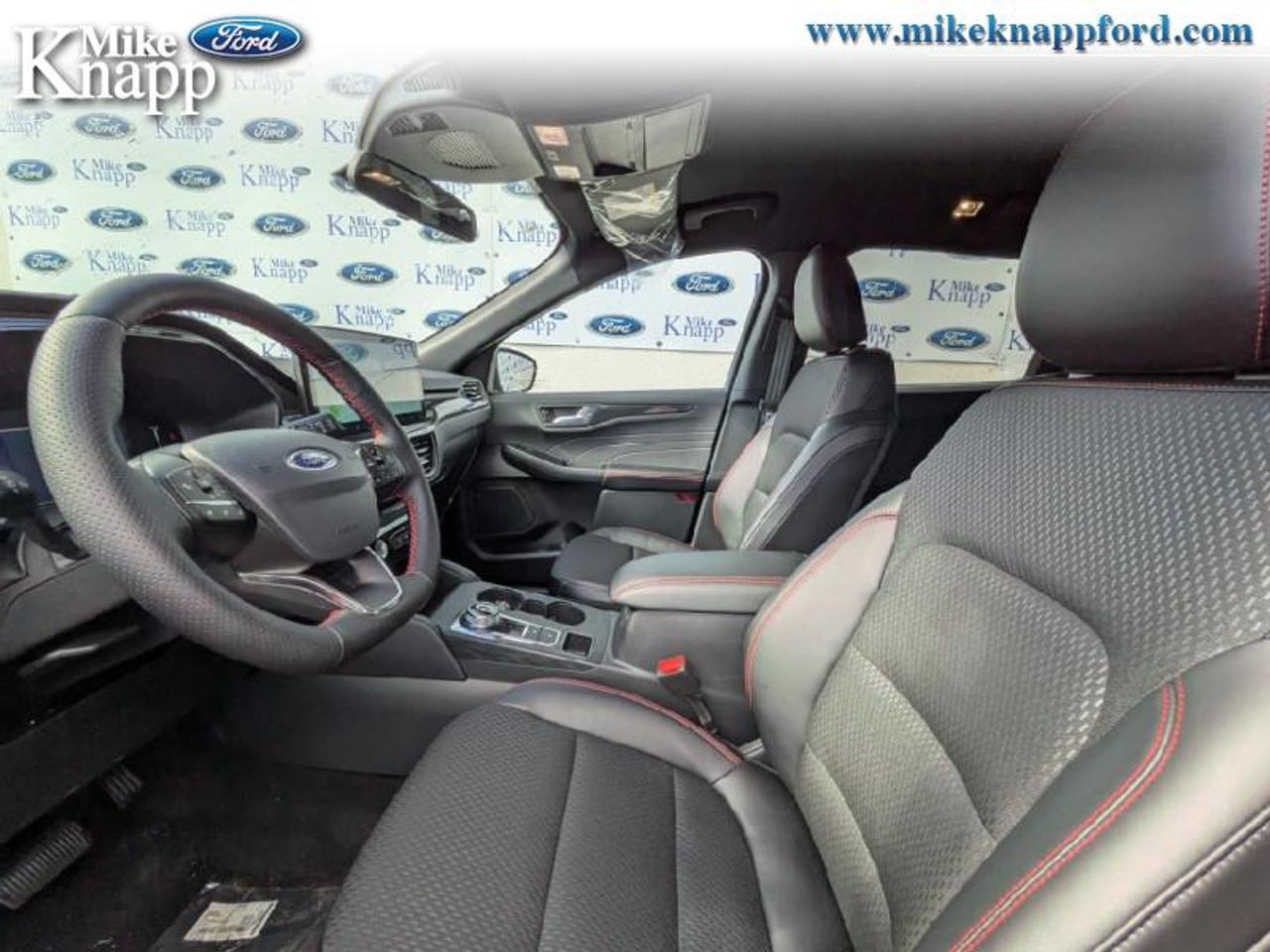 2025 Ford Escape ST-Line Photo