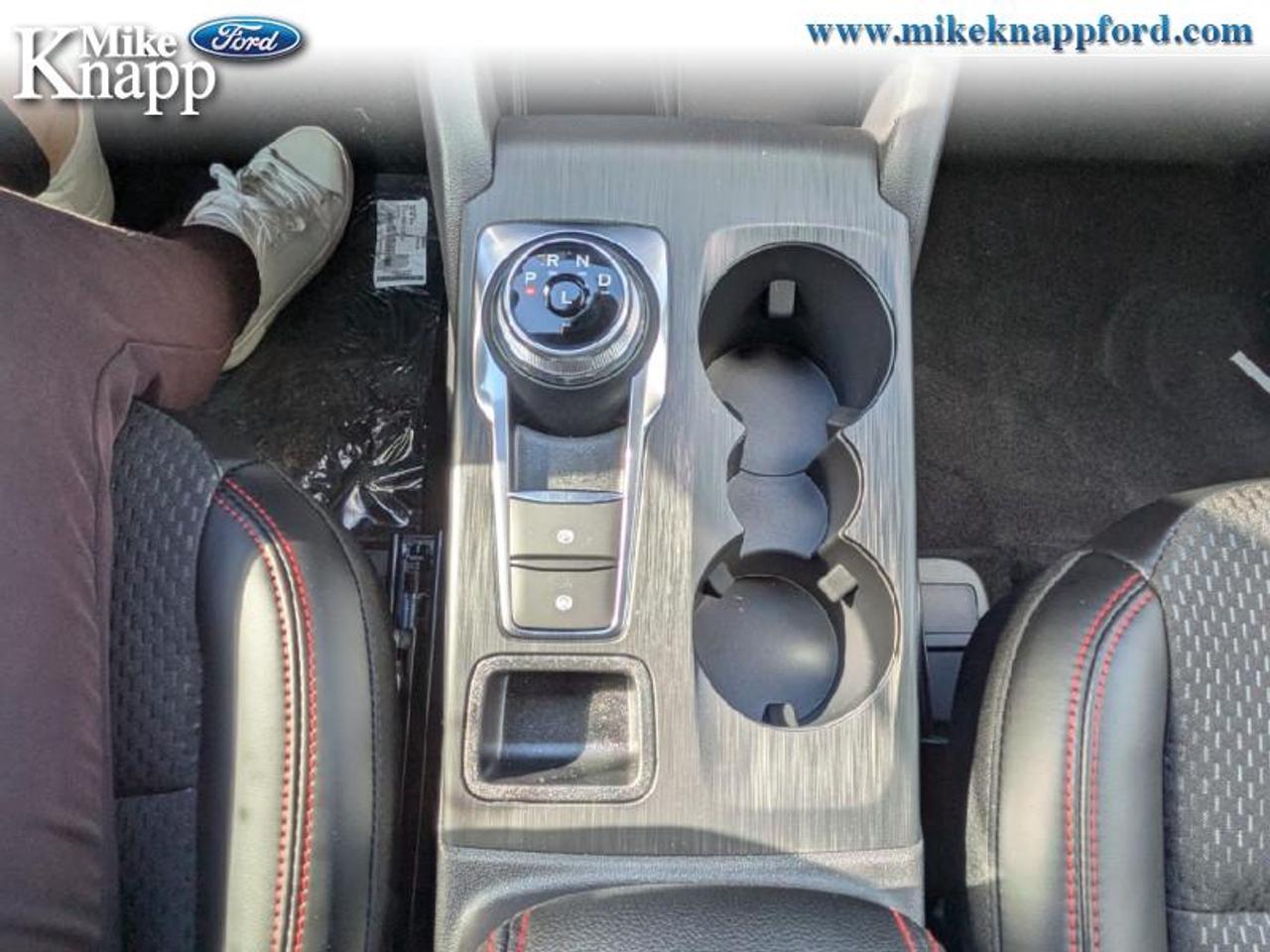 2025 Ford Escape ST-Line Photo