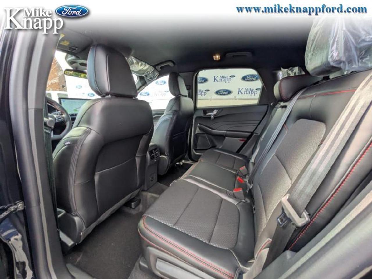 2025 Ford Escape ST-Line Photo