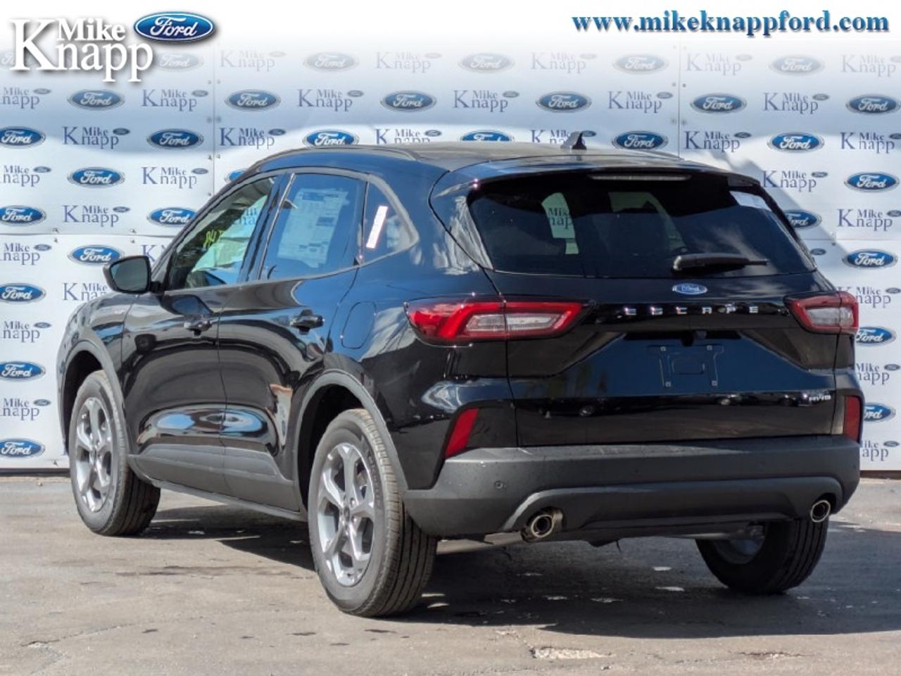 2025 Ford Escape ST-Line Photo2